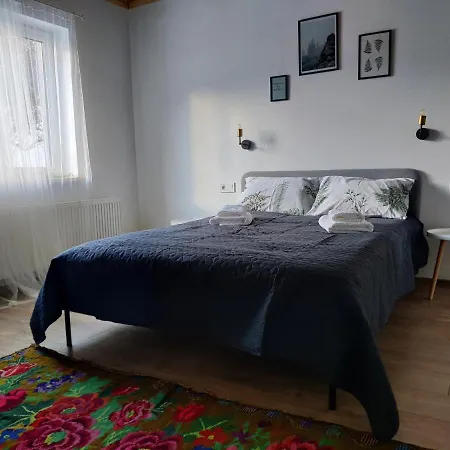 серинча Деревянный коттедж